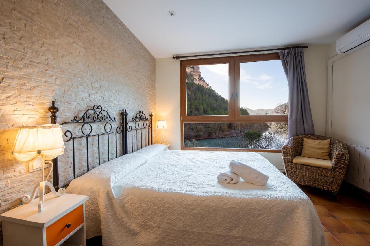 Hostal Avenjucar Tolosa  Exteriör bild