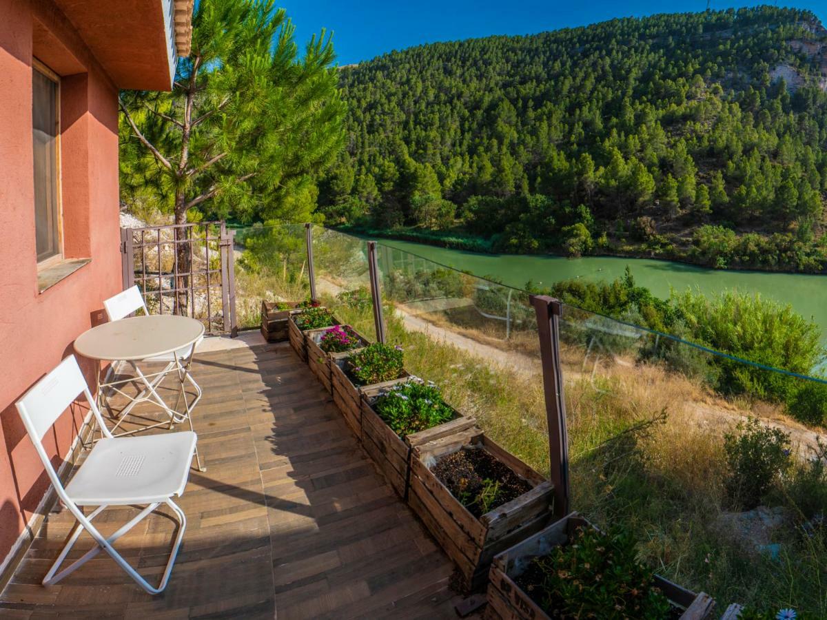 Hostal Avenjucar Tolosa  Exteriör bild